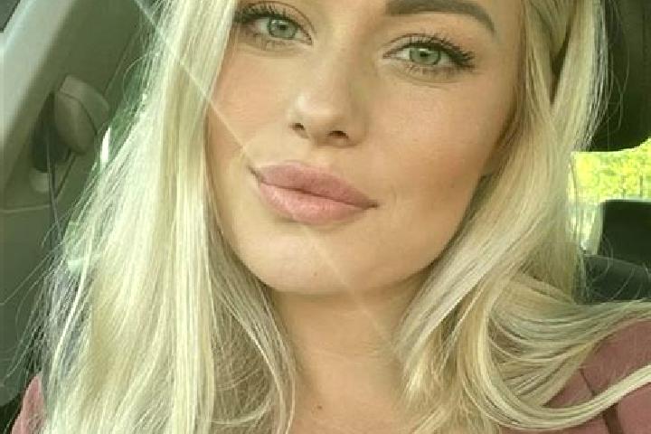 Aubrey, 35, a blonde hazel-eyed european companion based in Balint. Offering Party Girl, Duos, A-Level, Tantra, Fetish. Available for incall and outcall, day...
