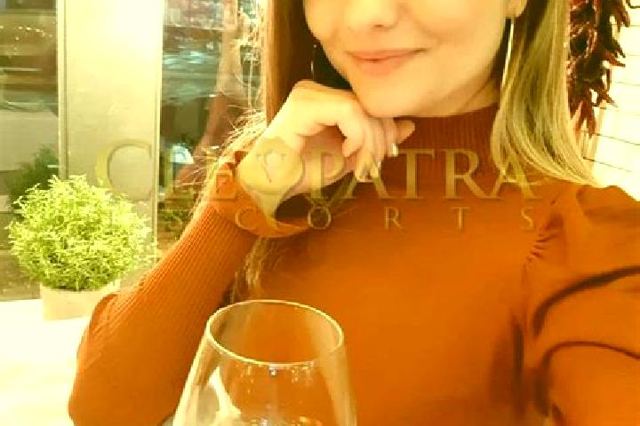 Aubrey, 36, a auburn blue-eyed caucasian companion based in Zafra de Zancara. Offering Fetish, Prostate Massage, OWO, Party Girl, BDSM. Available for incall ...