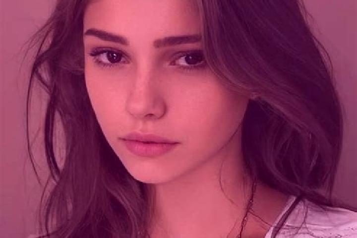 Aubrey, 36, a black grey-eyed slavic companion based in Doneztebe-Santesteban. Offering Striptease, BDSM, Tantra. Available for incall and outcall, overnight...