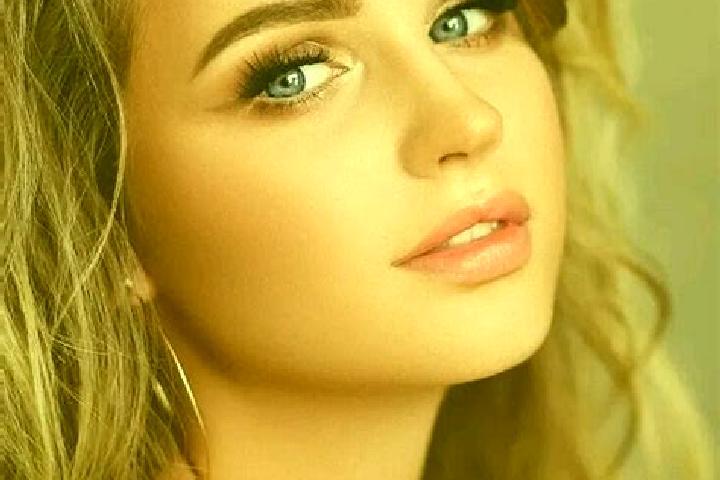 Aubrey, 37, a dark blonde blue-eyed european companion based in Tantow. Offering Girlfriend Experience, GFE, Travel Companion, Dinner Date. Available for inc...
