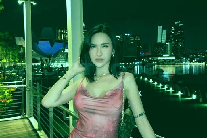 Aubrey, 37 — Escort in The Glebe, Canada