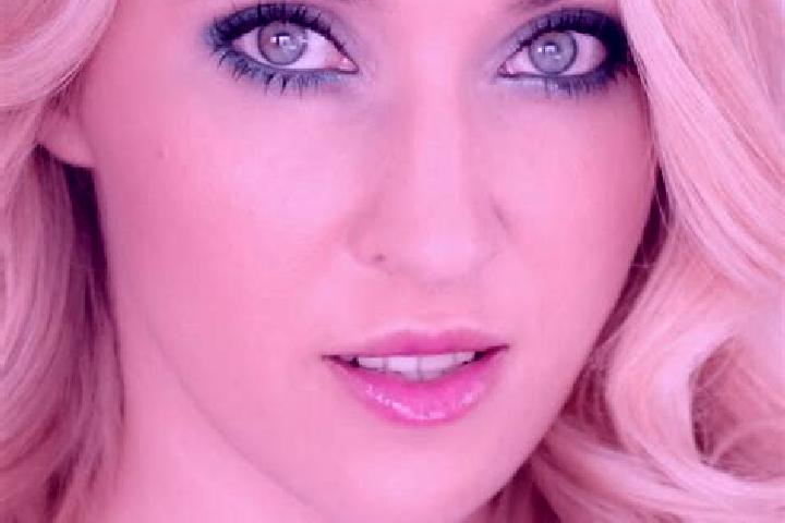 Aubrey, 38, a blonde green-eyed european companion based in Yagunovo. Offering Roleplay, Couples, A-Level. Available for incall and outcall, day and evening ...