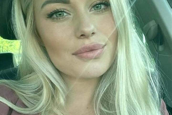 Aubrey, 38, a blonde hazel-eyed european companion based in Incahuasi. Offering Couples, OWO, Fetish. Available for incall and outcall, overnight bookings av...