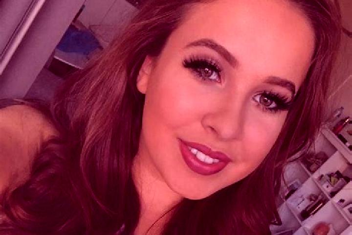Aubrey, 38, a red grey-eyed slavic companion based in Riva Valdobbia. Offering Fetish, CIM, Party Girl. Available for incall and outcall, day and evening dates.