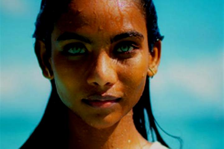 Aubrey, 39, a red blue-eyed indian companion based in Gambangan. Offering Travel Companion, Fetish. Available for incall and outcall, overnight bookings avai...