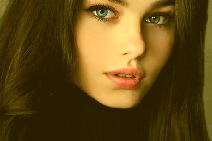 Aurora, 20, a brunette dark-eyed caucasian companion based in Op. Offering Overnight, A-Level, Dinner Date, Fetish. Available for incall and outcall, day and...