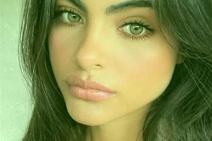 Aurora, 20, a brunette green-eyed latina companion based in Yalentay (San Joaquin). Offering Party Girl, Dinner Date, Deep French Kissing. Available for inca...