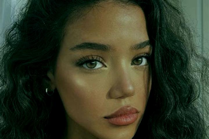 Aurora, 21, a black brown-eyed mediterranean companion based in Palmietfontein. Offering OWO, Deep French Kissing, Domination. Available for incall and outca...