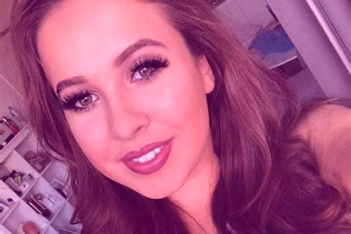 Aurora, 21, a blonde dark-eyed mixed companion based in Tomas Gomensoro. Offering 69, GFE, Party Girl. Available for incall and outcall, overnight bookings a...