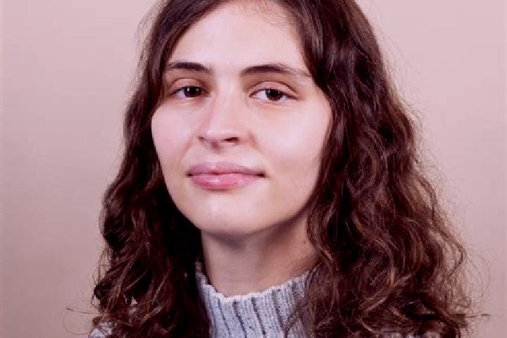 Aurora, 21 — Escort in Clinton, Canada