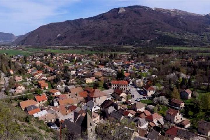 Aurora, 21 — Escort in La Roche-des-Arnauds, France