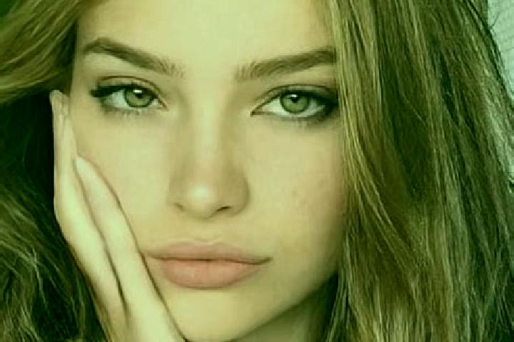 Aurora, 22, a brunette green-eyed middle eastern companion based in San Agustin Amatengo. Offering BDSM, Couples, Domination, Girlfriend Experience. Availabl...