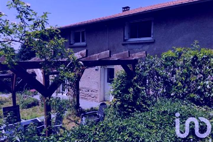 Aurora, 22 — Escort in Grammond, France