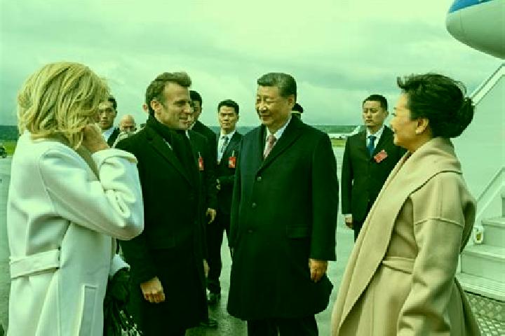 Aurora, 22 — Escort in Liyuan, China