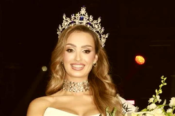 Aurora, 22 — Escort in Nova Rise, Czech Republic