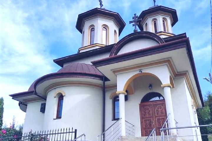 Aurora, 22 — Escort in Sangeorgiu de Mures, Romania