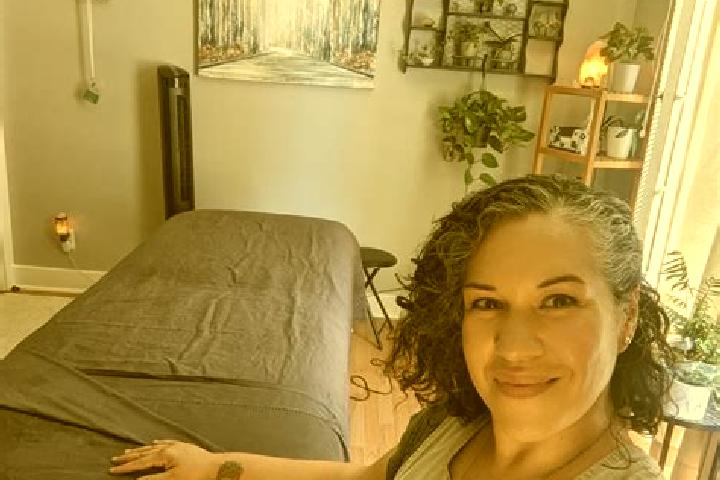 Aurora, 23, a chestnut grey-eyed latina companion based in Shiraoka. Offering Massage, Tantra, Couples, Erotic Massage. Available for incall and outcall, day...