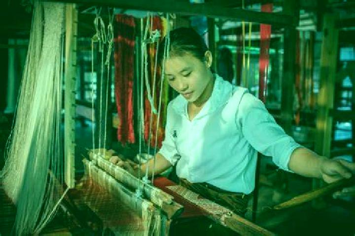 Aurora, 23 — Escort in Ban Thakho, Laos