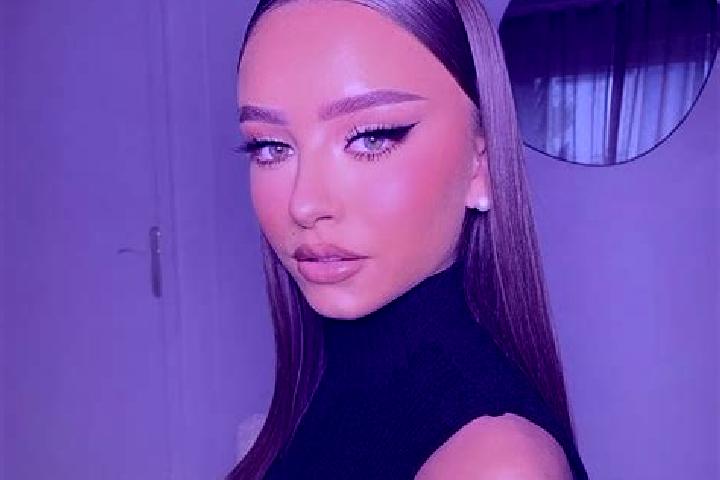 Aurora, 23 — Escort in Oklesna, Poland