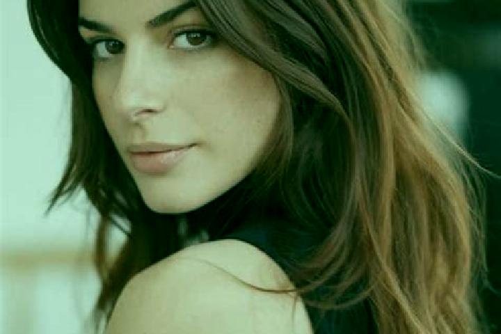 Aurora, 24, a auburn brown-eyed european companion based in Sonnay. Offering Party Girl, Girlfriend Experience, Tantra, Duos. Available for incall and outcal...