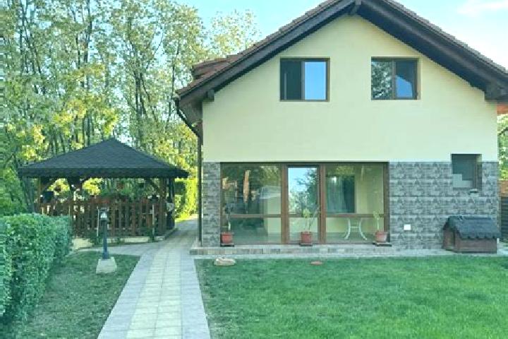 Aurora, 24 — Escort in Lugojel, Romania