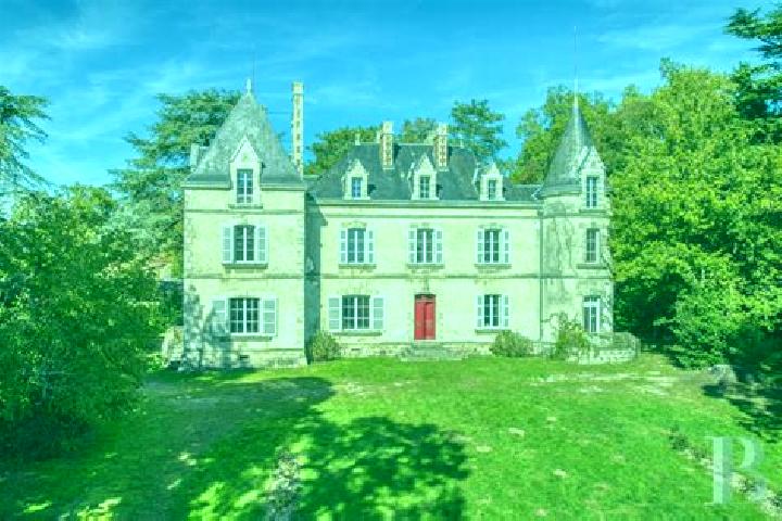 Aurora, 24 — Escort in Mercurey, France