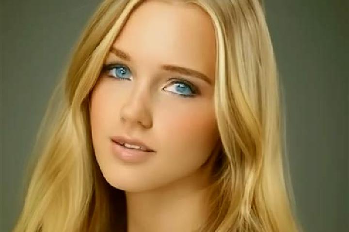 Aurora, 25, a blonde grey-eyed mediterranean companion based in Markham. Offering Party Girl, Massage, A-Level, Dinner Date. Available for incall and outcall...