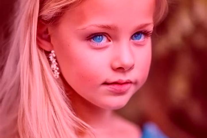 Aurora, 26, a blonde blue-eyed asian companion based in Nikolcice. Offering Fetish, Roleplay, Prostate Massage. Available for incall and outcall, overnight b...