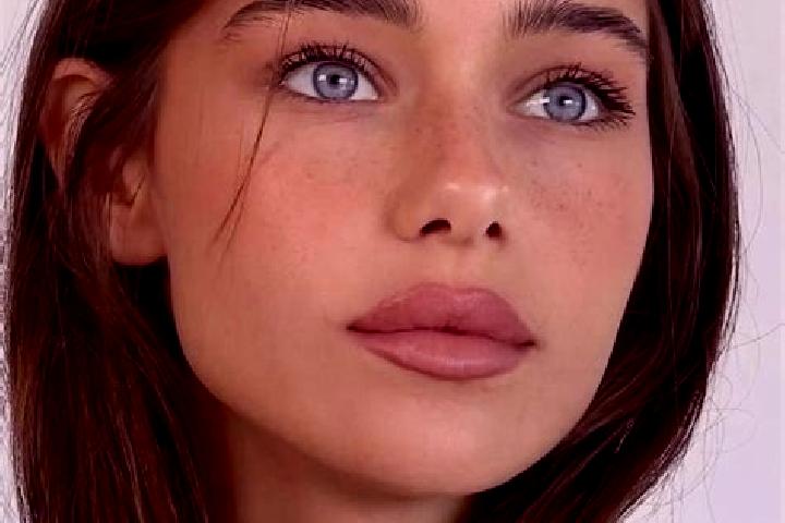 Aurora, 26, a brunette brown-eyed middle eastern companion based in Kato Achaia. Offering BDSM, Travel Companion, Domination, GFE, Overnight. Available for i...