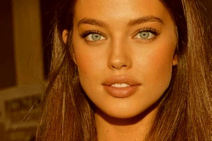 Aurora, 26, a chestnut green-eyed caucasian companion based in Kangalassy. Offering Travel Companion, Couples, Girlfriend Experience, Striptease. Available f...