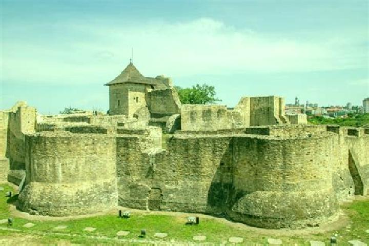 Aurora, 26 — Escort in Mironu, Romania