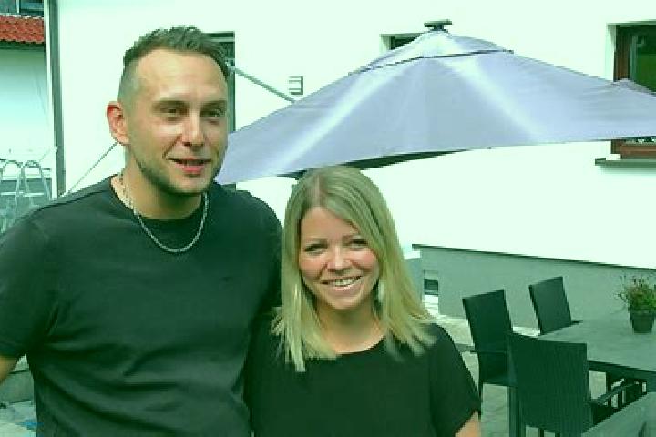 Aurora, 26 — Escort in Stein-Neukirch, Germany