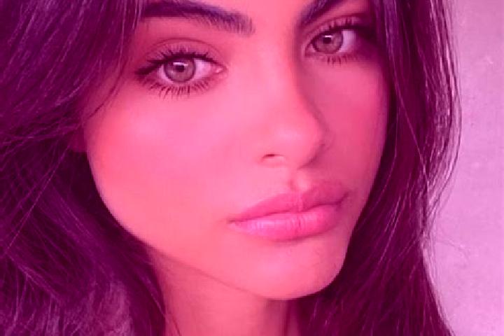 Aurora, 27, a black green-eyed caucasian companion based in Begendik. Offering GFE, Deep French Kissing, Domination. Available for incall and outcall, overni...