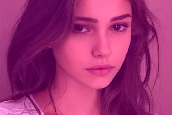 Aurora, 27, a chestnut dark-eyed slavic companion based in Laguna del Rey (Quimicas del Rey). Offering Dinner Date, BDSM, Striptease, Girlfriend Experience. ...