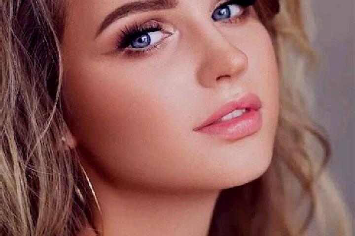 Aurora, 27, a dark blonde blue-eyed asian companion based in Offemont. Offering Massage, A-Level, 69. Available for incall and outcall, overnight bookings av...
