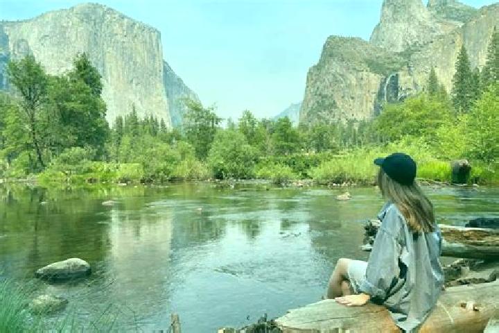 Aurora, 27 — Escort in Yosemite Valley, United States