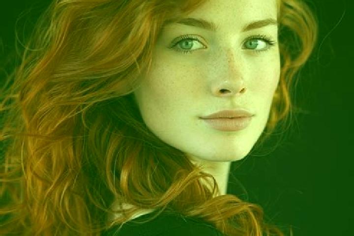 Aurora, 28, a auburn green-eyed caucasian companion based in Borgoricco-San Michele delle Badesse-Sant Eufemia. Offering Dinner Date, Erotic Massage, Girlfri...