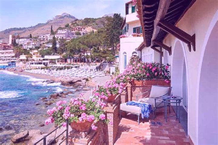 Aurora, 28 — Escort in Adrano, Italy