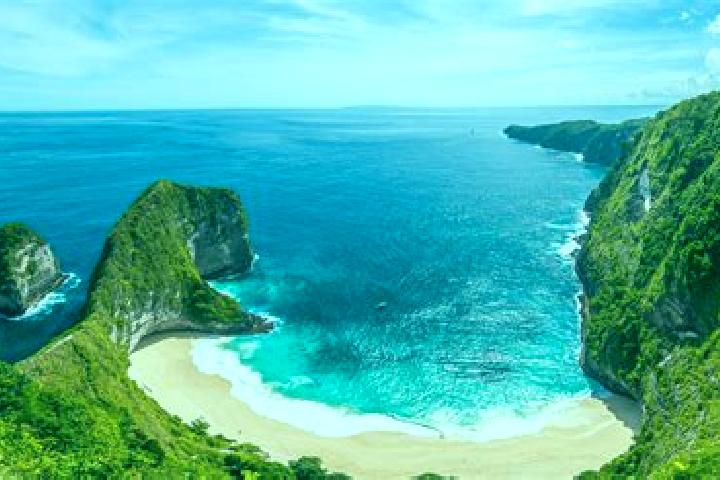 Aurora, 28 — Escort in Sungaibali, Indonesia
