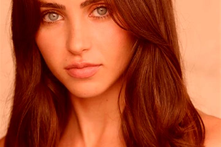 Aurora, 29, a auburn brown-eyed mediterranean companion based in Luvaca. Offering Massage, 69, Deep French Kissing, Girlfriend Experience. Available for inca...