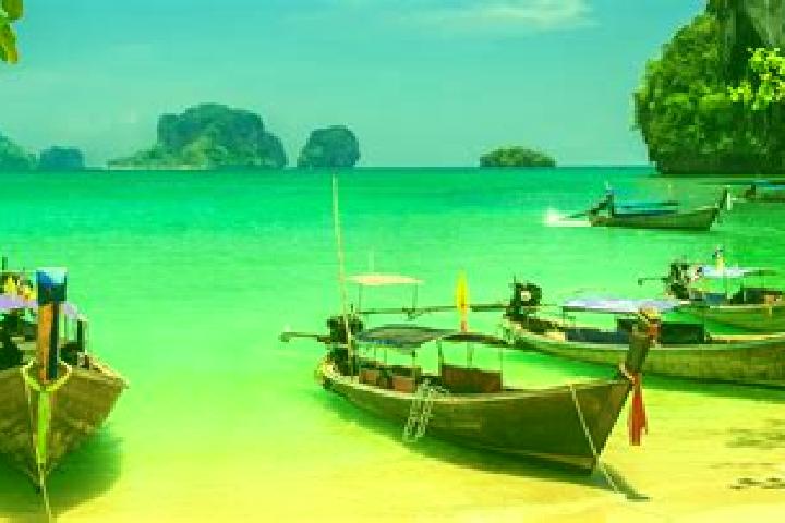 Aurora, 29 — Escort in Ka Bang, Thailand