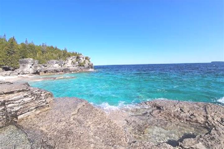 Aurora, 30 — Escort in Lion s Head, Canada