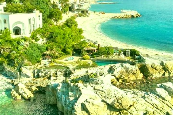 Aurora, 30 — Escort in Varazze, Italy
