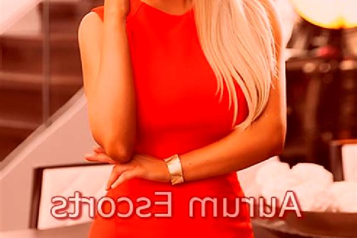 Aurora, 31, a red dark-eyed mediterranean companion based in Semanten. Offering Overnight, Party Girl, A-Level, Dinner Date. Available for incall and outcall...