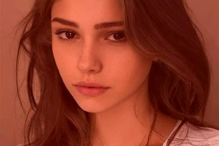 Aurora, 31, a red grey-eyed slavic companion based in Mali Igos. Offering Striptease, GFE, Massage, 69, BDSM. Available for incall and outcall, day and eveni...