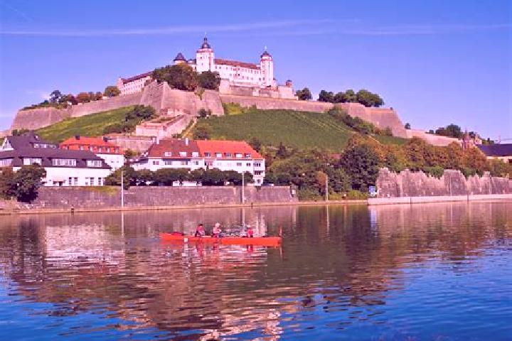 Aurora, 31 — Escort in Langenburg, Germany
