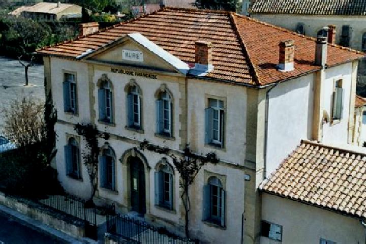 Aurora, 31 — Escort in Sommieres-du-Clain, France