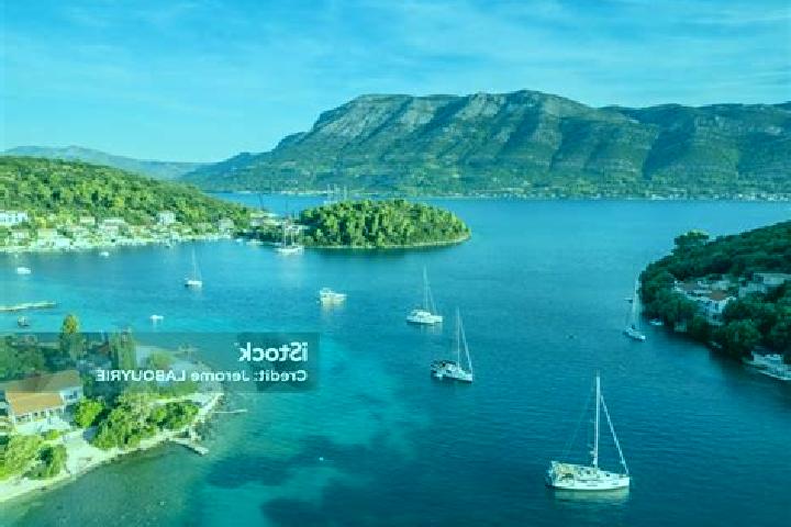 Aurora, 31 — Escort in Zrnovo, Croatia