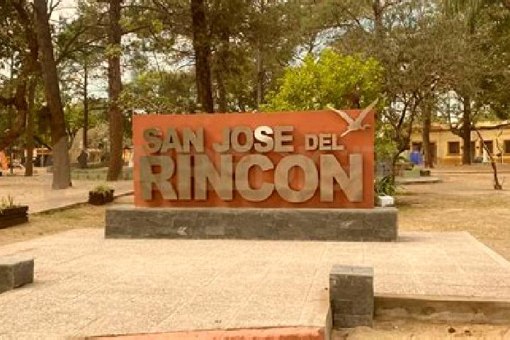 Aurora, 32 — Escort in Primera Manzana del Pueblo de Rincon de Bucio, Mexico