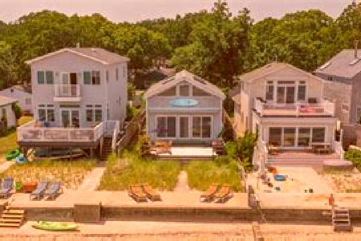 Aurora, 32 — Escort in Wade Hampton, United States